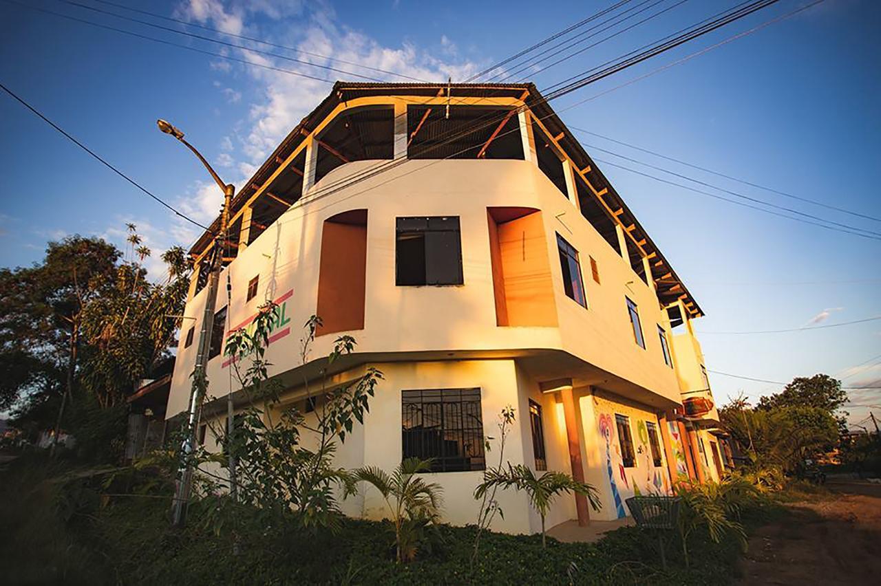 El Mural Backpackers Tarapoto Exterior photo